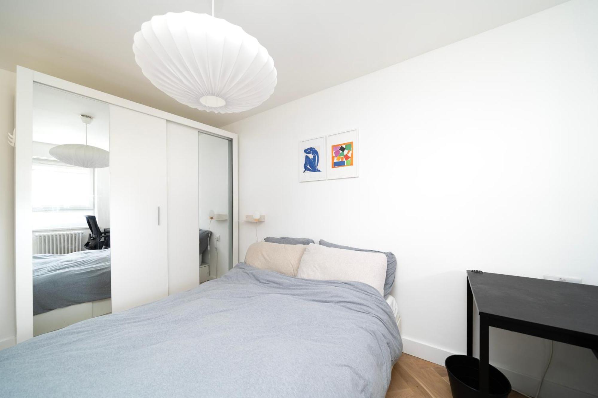 Cozy Double Bedroom At Earlsferry Way Shared Flat Alloggio in famiglia Londra